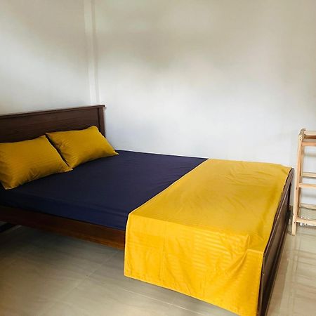 J & J Homestay Jaffna Exterior photo